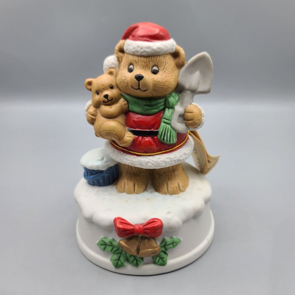 Vintage Holiday Wishes Christmas Porcelain Bears Musical